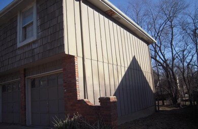 7525 Westgate St, Shawnee, KS 66216 - photo 2