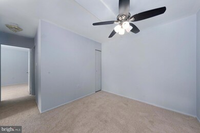 440 Girard St unit 203, Gaithersburg, MD 20877 - photo 6
