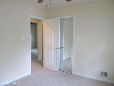 8810 Littlewood Rd, Parkville, MD 21234 - photo 4