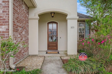 323 Dunvegan Ct, Lafayette, LA 70503 - photo 2