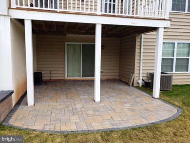 2047 Pleasant Valley Dr, Lansdale, PA 19446 - photo 5