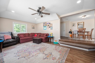 5808 W Jackson St, Muncie, IN 47304 - photo 3