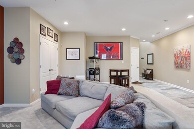 25083 Green Mountain Terrace, Aldie, VA 20105 - photo 5