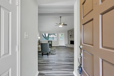 7235 Sonnet Glen Ln, Houston, TX 77095 - photo 3