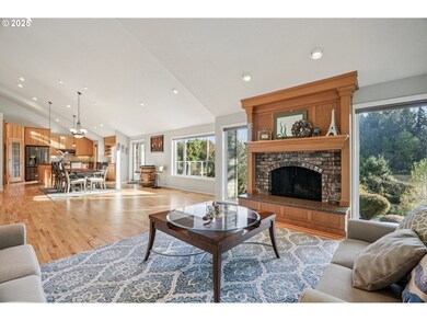 12820 SW Glacier Lily Cir, Portland, OR 97223 - photo 7