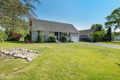 4-web-or-mls-2240Webster_04