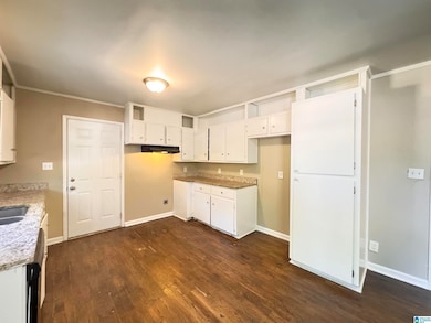 1709 3rd St NW, Center Point, AL 35215 - photo 5