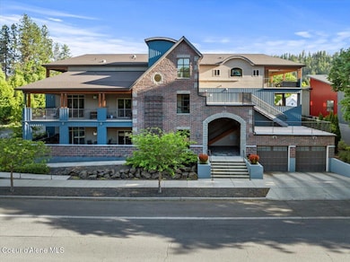 04-Aerial front of home