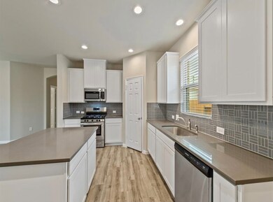 27270 Grey Fox Run, Magnolia, TX 77354 - photo 5