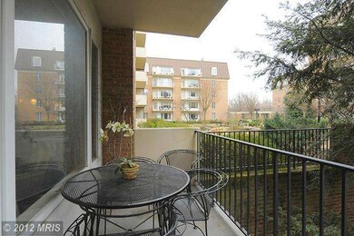 8101 Connecticut Ave unit S309, Chevy Chase, MD 20815 - photo 4