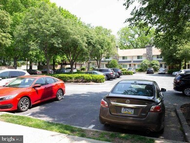 355 New Market Ct unit B335, Chesterbrook, PA 19087 - photo 3