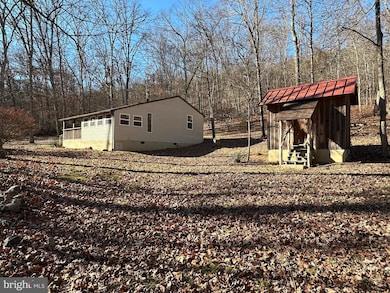 1070 Crystal Hollow Rd, Green Spring, WV 26722 - photo 3