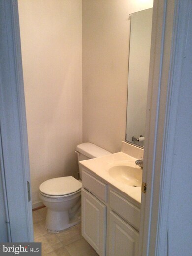 834 Lowe Rd, Middle River, MD 21220 - photo 7