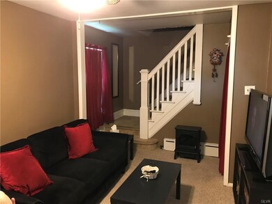 716 Seip Ave, Nazareth, PA 18064 - photo 2