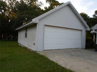 Other. Detached garage.