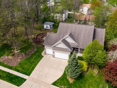 1802 Aaron Dr NW, Cedar Rapids, IA 52405 - photo 5