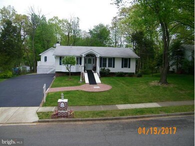 8805 Sylvania St, Lorton, VA 22079 - photo 3