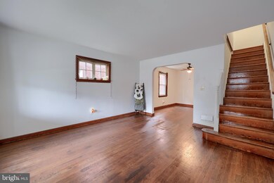 252 Locust St, New Holland, PA 17557 - photo 4
