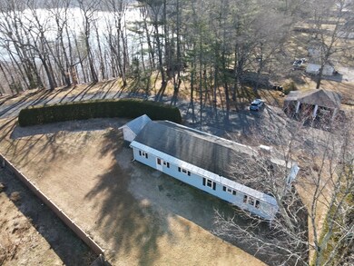 18 Carlisle Ave, Turners Falls, MA 01376 - photo 3