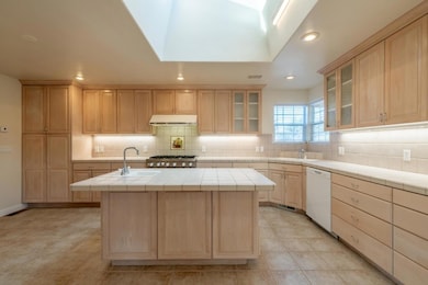 140 John St, Monterey, CA 93940 - photo 4