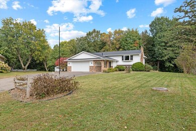 1532 Meadow Ln, Maple Plain, MN 55359 - photo 2