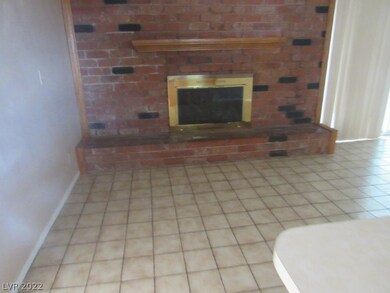 3659 E Viking Rd, Las Vegas, NV 89121 - photo 5