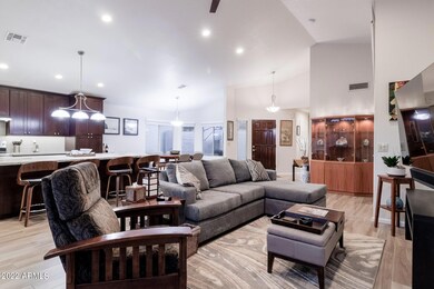 21 E Greentree Dr, Tempe, AZ 85284 - photo 2