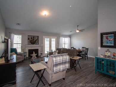 20501 E 41st Place S, Broken Arrow, OK 74014 - photo 3