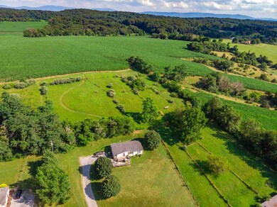 41 Corey Hill Ln, Staunton, VA 24401 - photo 6