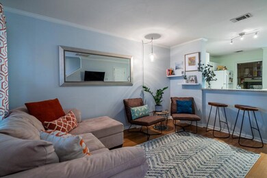 1209 Meadow Park_004