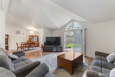 11248 Morris Rd SE, Yelm, WA 98597 - photo 6