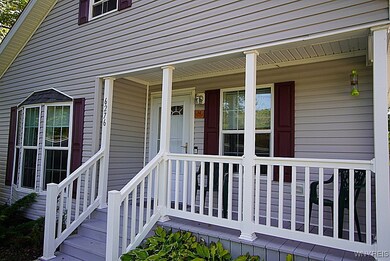 6276 Bear Ridge Rd, Lockport, NY 14094 - photo 3