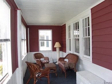 187 Whitehall Rd, Albany, NY 12209 - photo 2