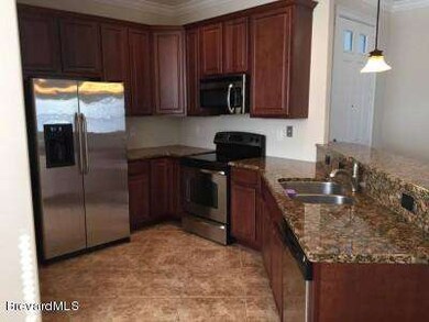 04-kitchenjpg.jpg