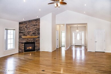 21 Black Oak Cir, Crossville, TN 38558 - photo 7