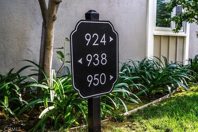 938 S Orange Grove Blvd unit D, Pasadena, CA 91105 - photo 4