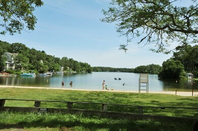 4 Park Cir unit Waterview, East Wareham, MA 02538 - photo 2