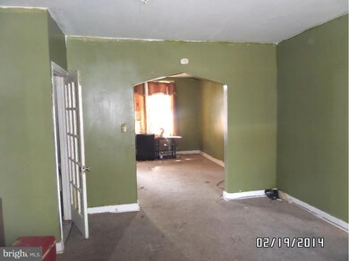 2728 Ellicott Dr, Baltimore, MD 21216 - photo 3