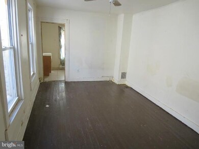 205 S Pulaski St, Baltimore, MD 21223 - photo 6
