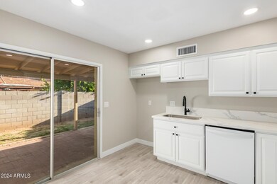 1911 E Intrepid Ave, Mesa, AZ 85204 - photo 4