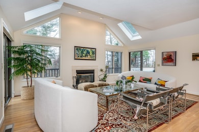 34 Cary Ln unit 34, Bloomfield, CT 06002 - photo 5