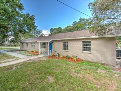 5410 Eureka Springs Rd, Tampa, FL 33610 - photo 4