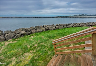 150 SW Maple St, Waldport, OR 97394 - photo 7