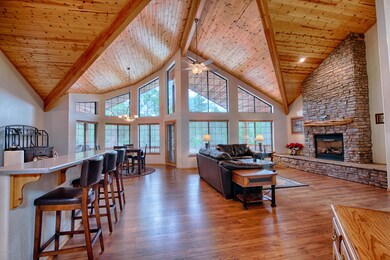 3971 Sugar Pine Loop