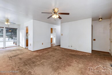 Living Room-20230315-1-2