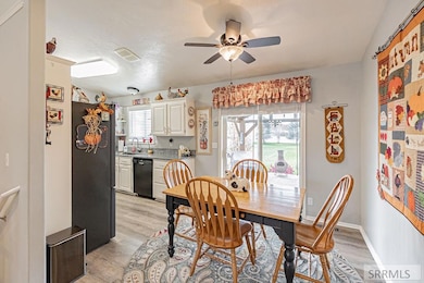 4426 E Chippewa Ln, Ammon, ID 83406 - photo 5