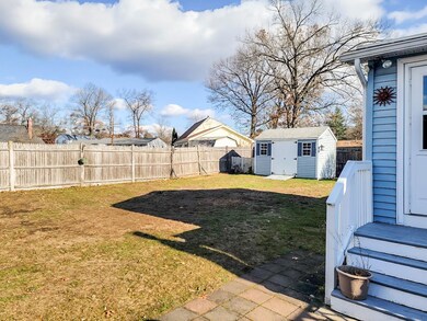 24 Waltham Dr, Nashua, NH 03060 - photo 4
