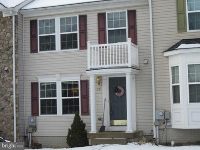 19 Lopez Dr, Martinsburg, WV 25405 - photo 2