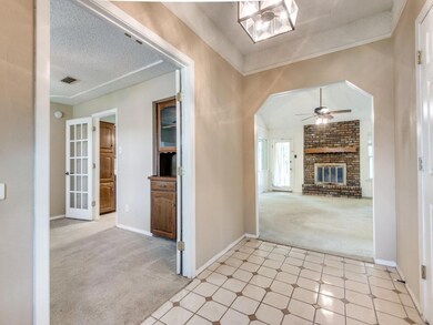 1628 Bedford Oaks Dr, Bedford, TX 76021 - photo 2