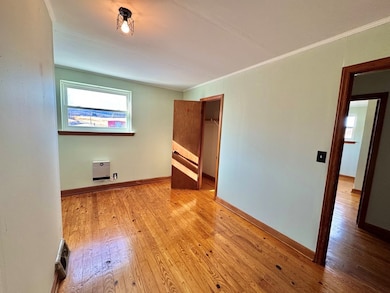 2067 Castleton Rd, Max Meadows, VA 24360 - photo 3